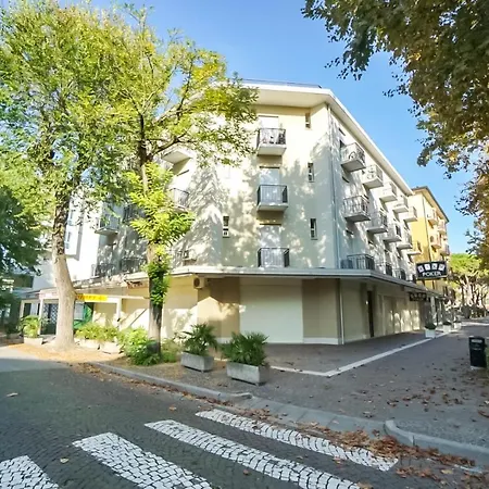 Condominio Ovest Apartamento *